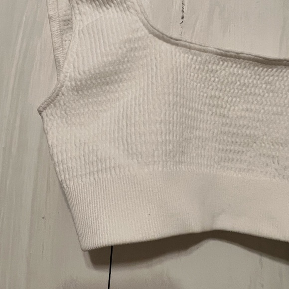 LAVARICE White Swim / Bra Top NWT XS/S - Picture 4 of 10